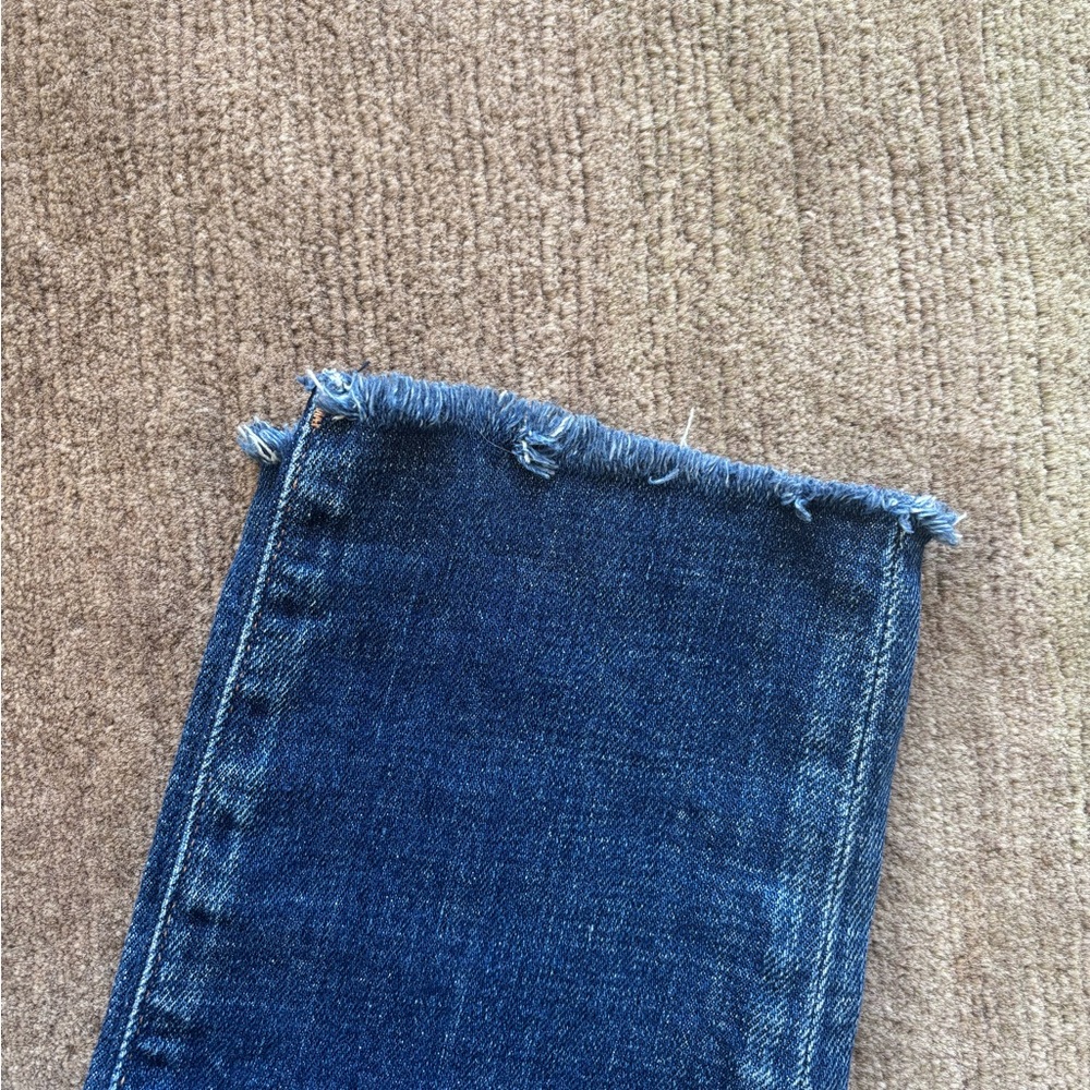 Moussy Jeans with Whiskering and Frayed Hem - Sz 26 - Picture 6 of 7